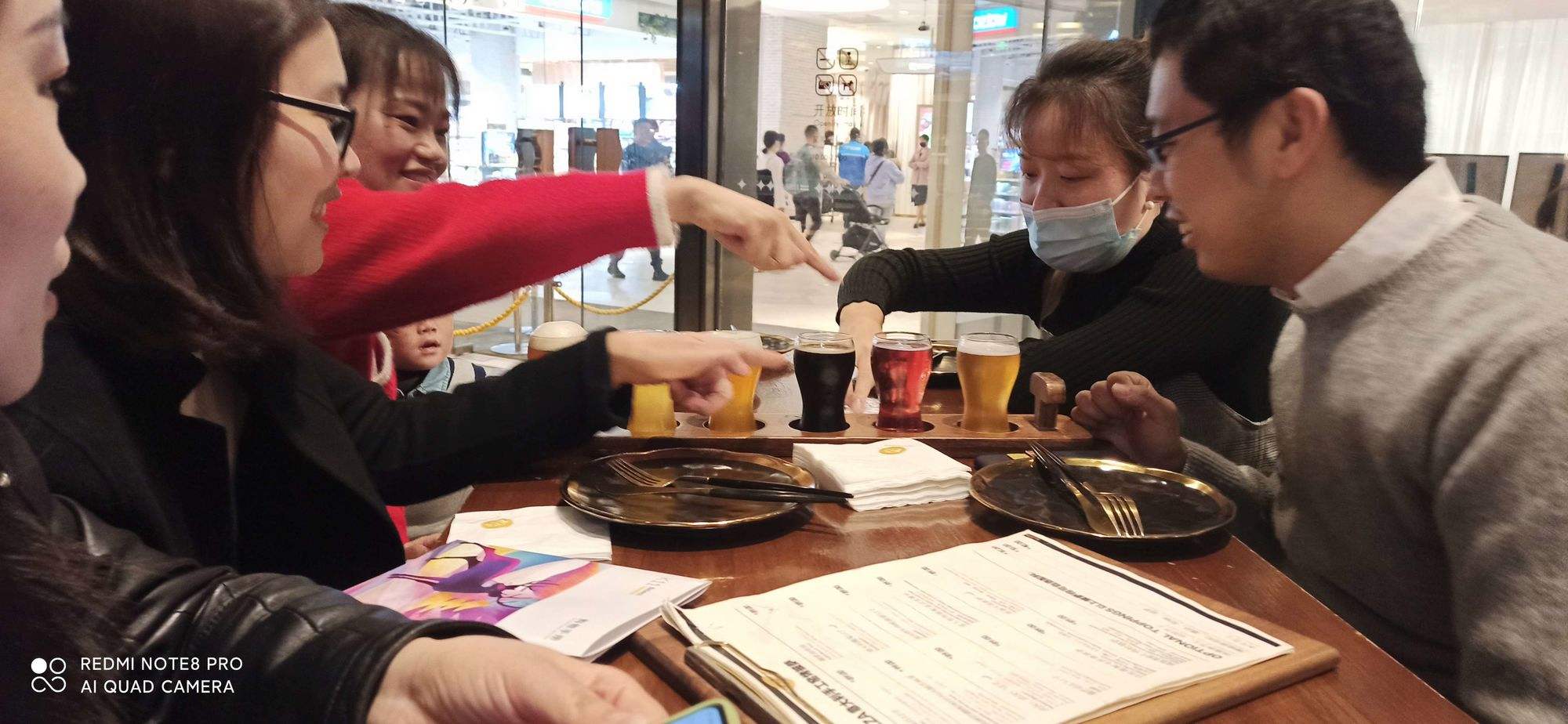 星空体育APP官方下载-赛后采访：李明谦虚感谢队友的配合与支持！